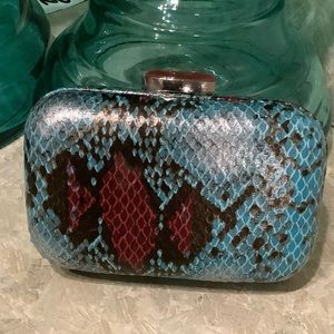 Expressions  NYC Clutch Bag, 6.5 Inches Wide by 4 Inches Tall